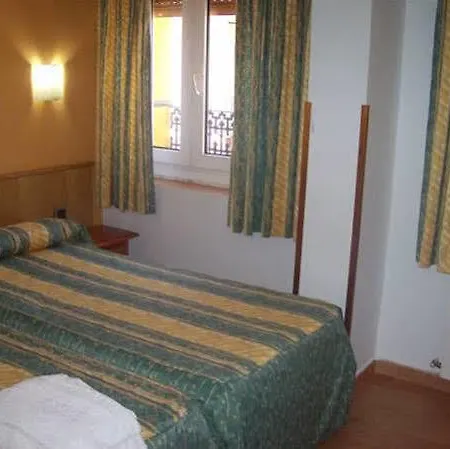 Muralla Guest house Plasencia